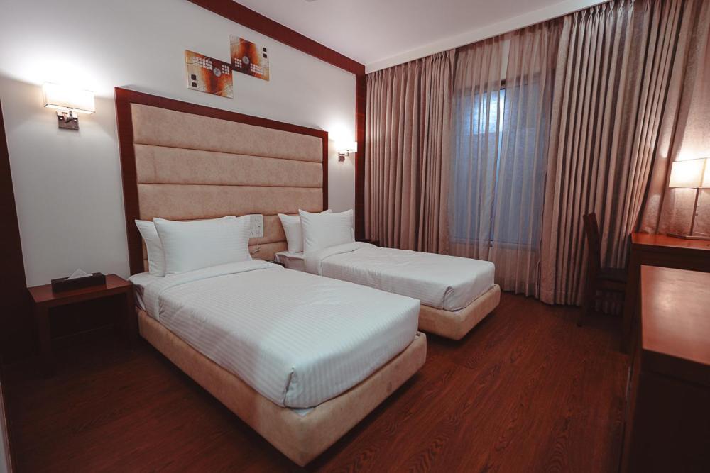 Ramee The Srinivas Palace Bhuj Exterior foto